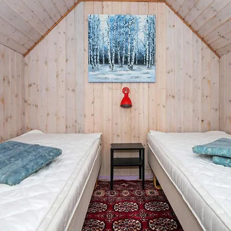 4 Person In Skaerbaek-by Traum *